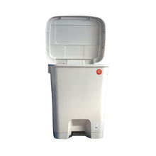 Cargar imagen en el visor de la galería, Bote plástico para basura con pedal grande